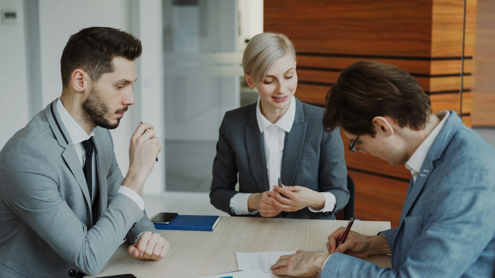 The government wants to ban most non-compete clauses. Here's what to do while it's still a draft.